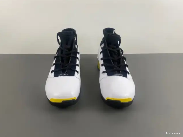 Kicktheory Lightning 17 Jordan Low FJ0395-100 Air 0621